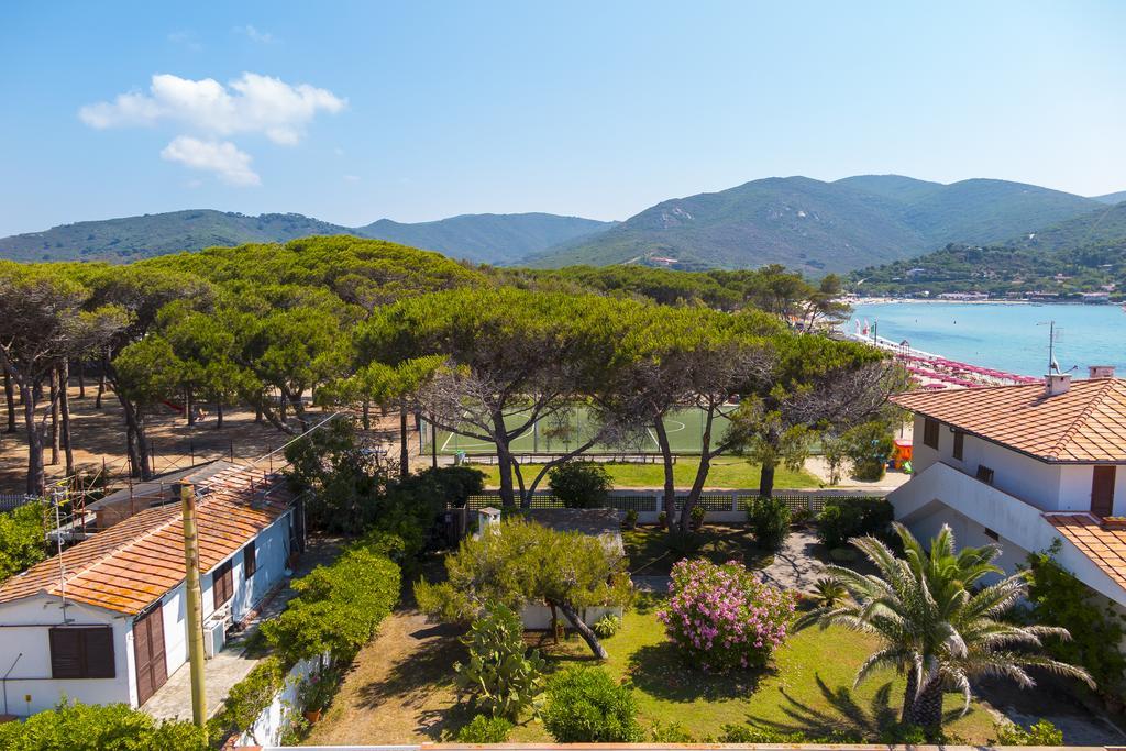 Hotel Montecristo Marina di Campo Exteriör bild