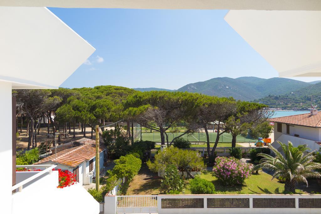 Hotel Montecristo Marina di Campo Exteriör bild