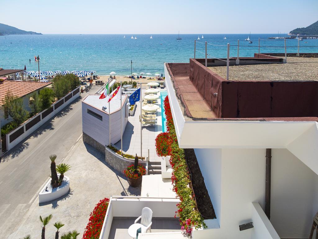 Hotel Montecristo Marina di Campo Exteriör bild