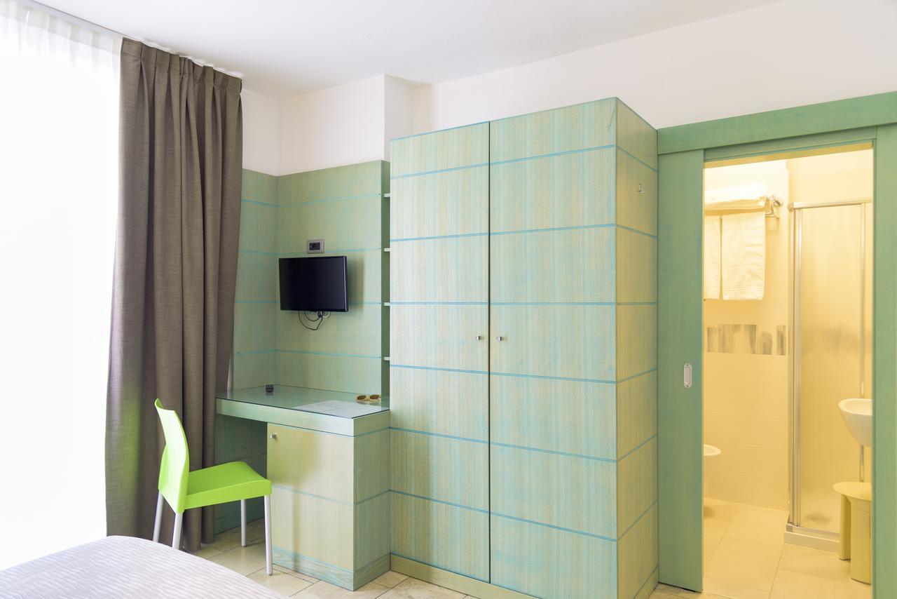 Hotel Montecristo Marina di Campo Exteriör bild